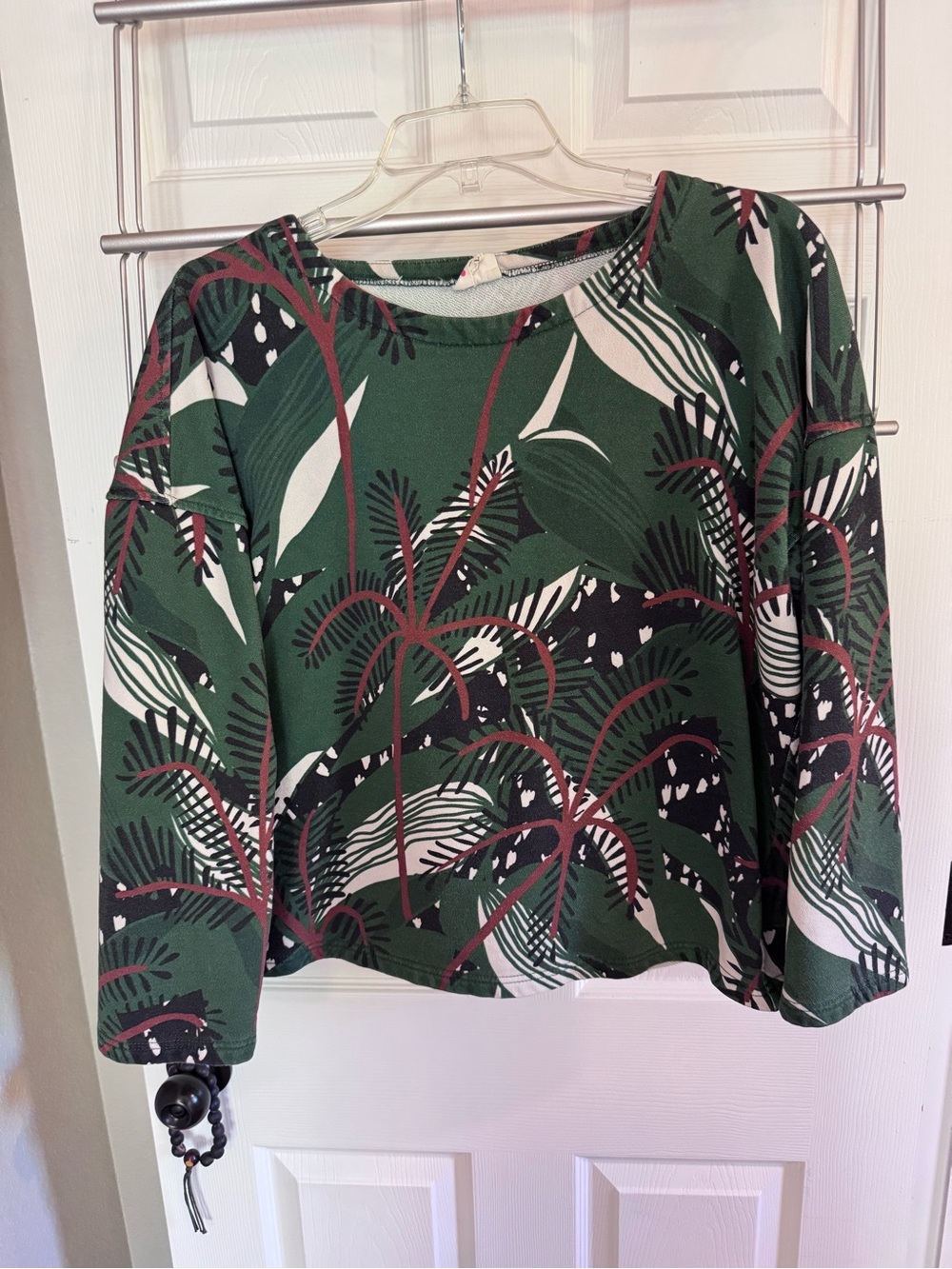 Women’s Green Tropical Print Long-Sleeve Top